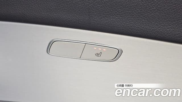 Mercedes-Benz E-Class 2021 — Фото 18/20