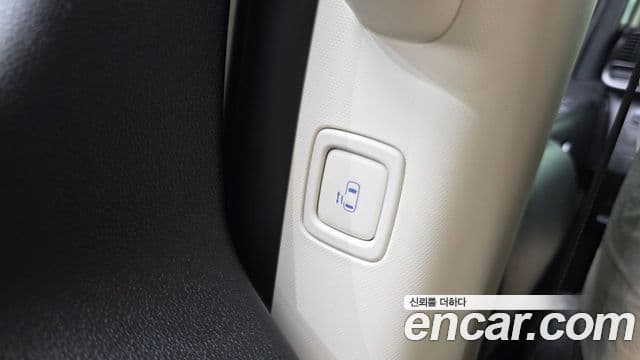 Hyundai Staria 2026 — ფოტო 8/20