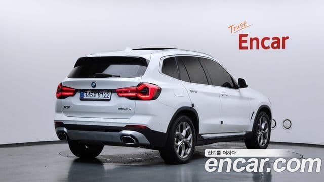 BMW X3 2022 — Photo 29/33