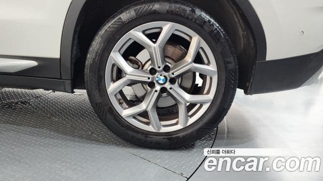 BMW X3 2022 — Photo 15/33