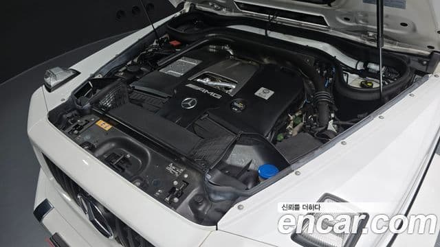 Mercedes-Benz G-Class 2021 — Photo 14/33