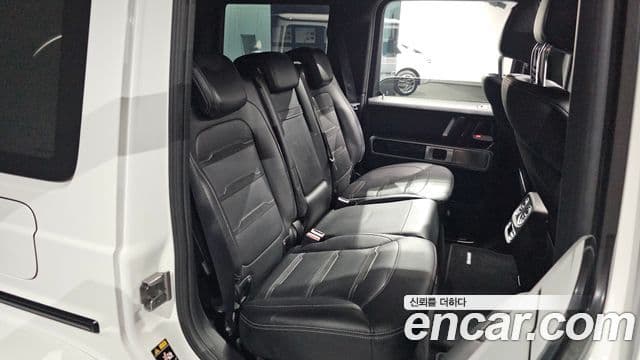 Mercedes-Benz G-Class 2021 — Photo 28/33