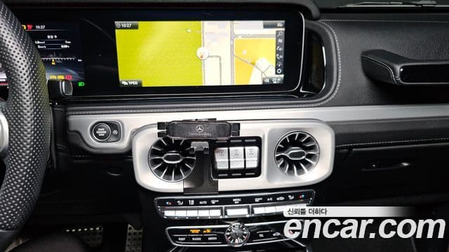 Mercedes-Benz G-Class 2021 — Photo 29/33
