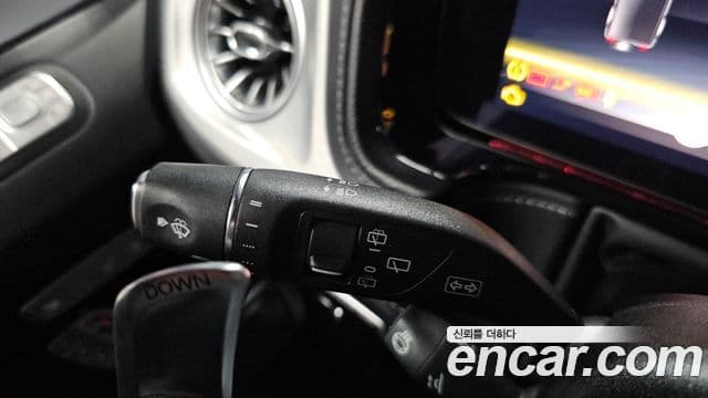 Mercedes-Benz G-Class 2021 — Photo 22/33