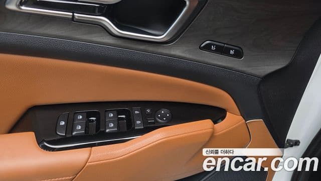 Kia Sportage 2022 — Фото 11/20