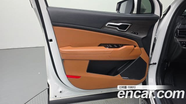 Kia Sportage 2022 — Şəkil 31/33