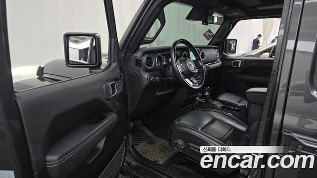 Jeep Wrangler 2021 — Photo 2/20