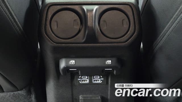 Jeep Wrangler 2021 — Photo 16/20