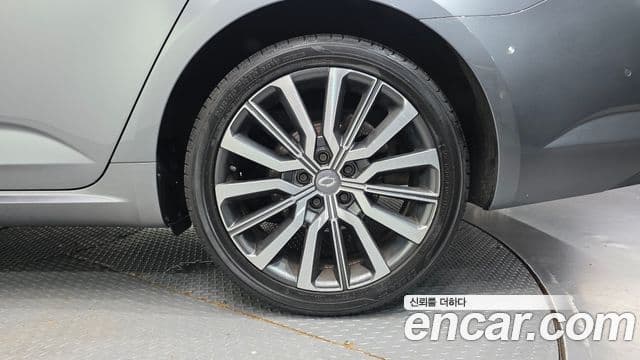 Renault Samsung SM6 2022 — Şəkil 19/31