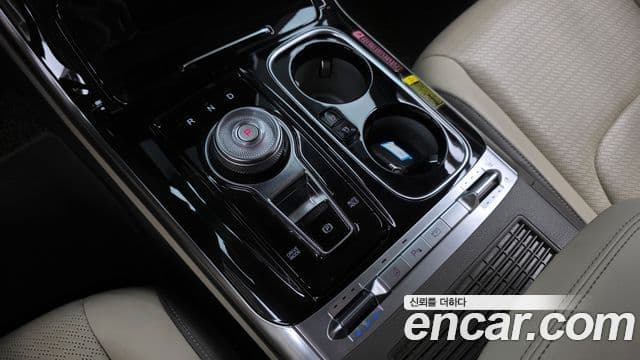 Kia Carnival 2021 — Фото 9/20