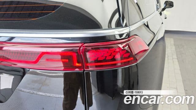 Kia Carnival 2021 — Photo 12/37