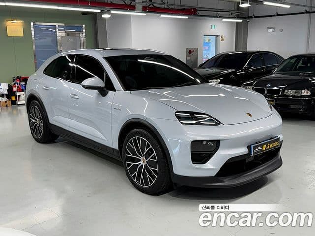 Porsche Macan EV 2025 — ფოტო 14/20