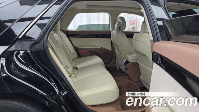Hyundai Grandeur Hybrid 2024 — ფოტო 4/20