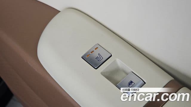 Hyundai Grandeur Hybrid 2024 — ფოტო 15/20