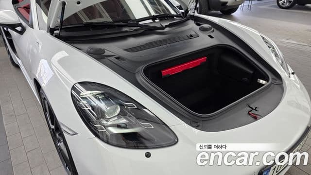 Porsche 718 Boxster 2023 — Photo 30/32