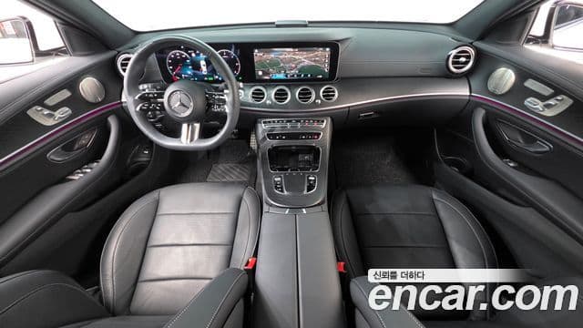 Mercedes-Benz E-Class 2022 — Фото 7/20