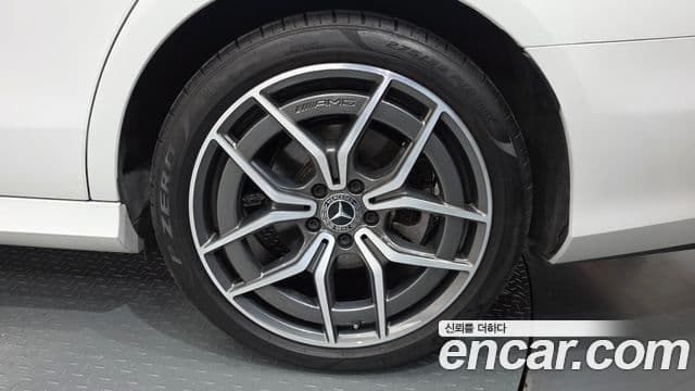 Mercedes-Benz E-Class 2022 — ფოტო 6/33