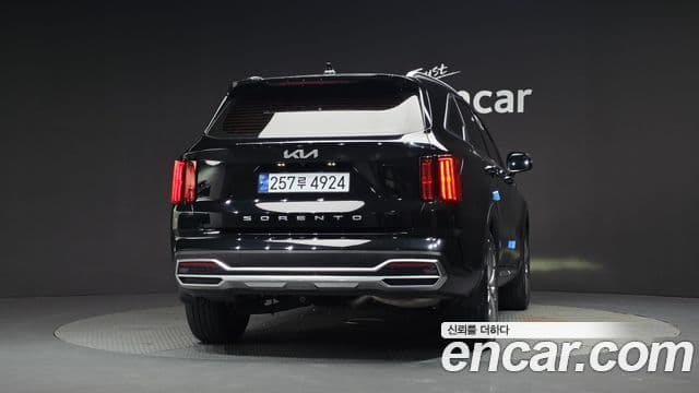 Kia Sorento 2022 — Фото 4/20