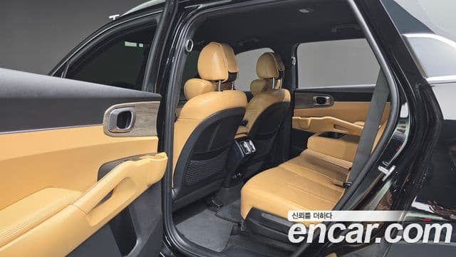 Kia Sorento 2022 — Фото 17/20