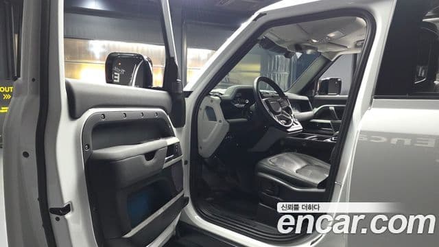 Land Rover Defender 2023 — Şəkil 7/20