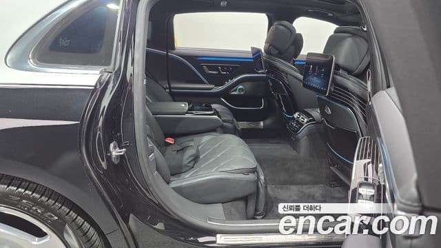 Mercedes-Benz S-Class 2024 — Photo 5/38