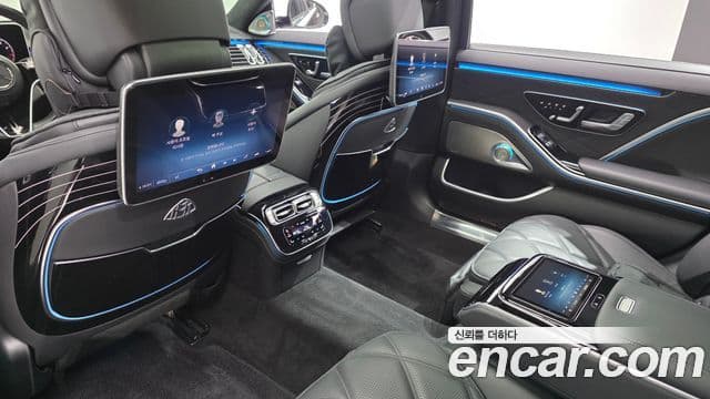 Mercedes-Benz S-Class 2024 — Photo 38/38