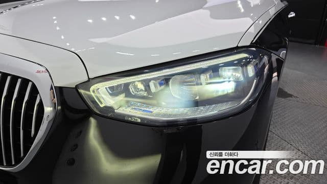 Mercedes-Benz S-Class 2024 — Photo 11/38