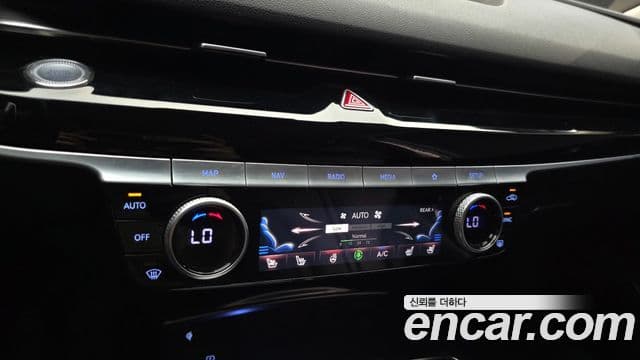 Genesis G80 2020 — ფოტო 24/38