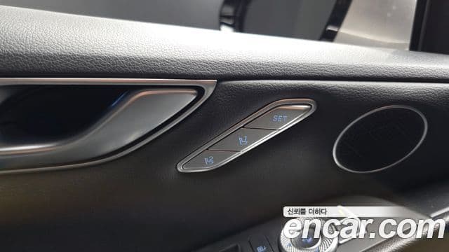 Genesis G80 2020 — ფოტო 13/38