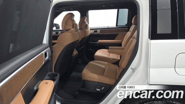 Hyundai Santa Fe 2024 — Şəkil 26/37