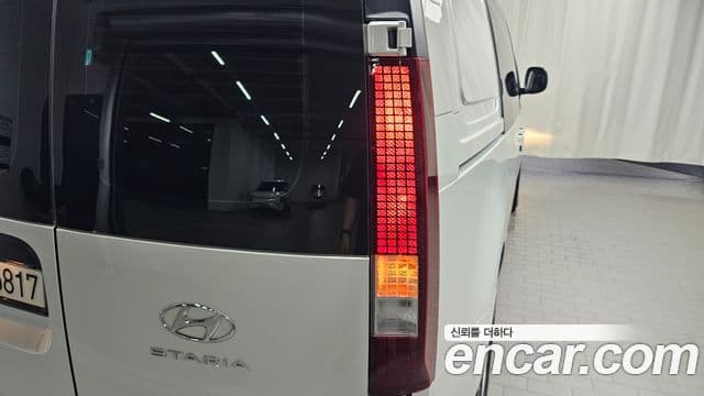 Hyundai Staria 2022 — Şəkil 11/31