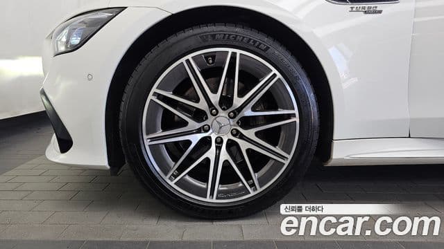 Mercedes-Benz AMG GT 2022 — Şəkil 33/35