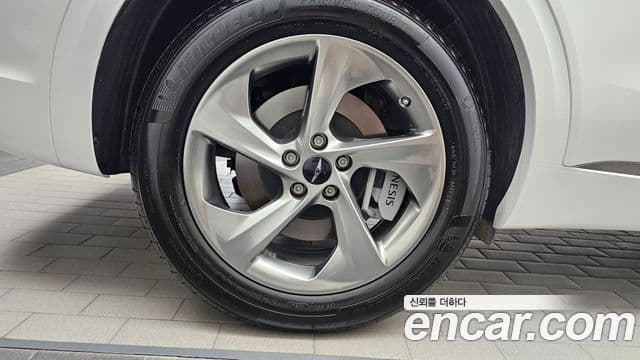 Genesis GV70 2025 — Photo 21/33