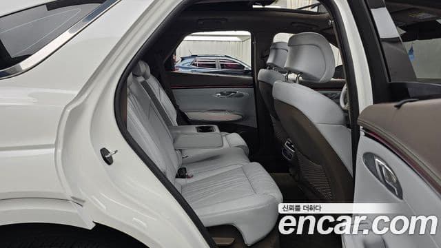 Genesis GV70 2025 — Photo 22/33