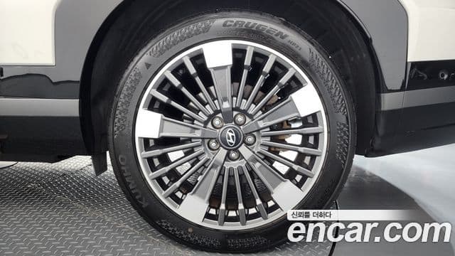 Hyundai Santa Fe 2023 — Photo 11/38