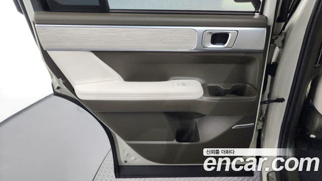 Hyundai Santa Fe 2023 — Photo 26/38