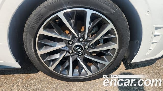 Hyundai Sonata 2021 — Фото 18/18