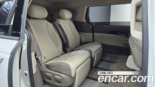 Kia Carnival 2024 — ფოტო 3/20