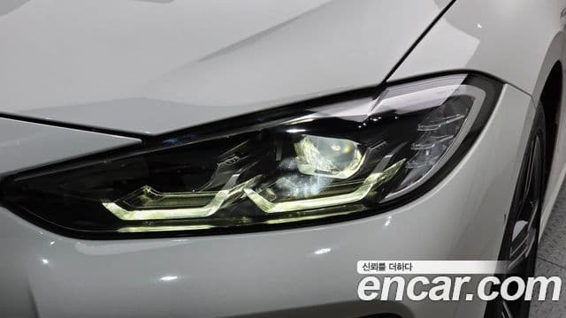 BMW 4 Series 2022 — Şəkil 9/30