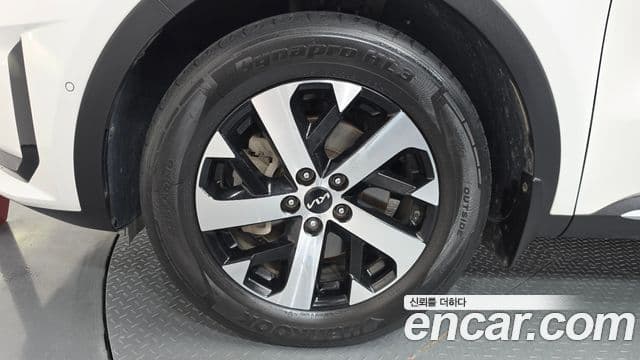 Kia Sorento 2021 — Фото 5/20