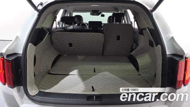 Kia Sorento 2021 — Фото 16/20