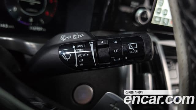 Kia Sorento 2021 — Фото 20/20