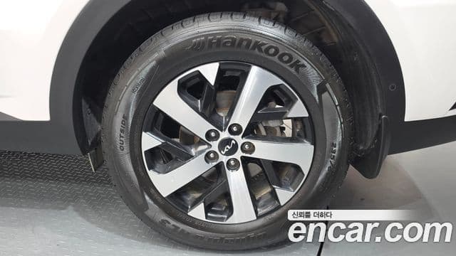 Kia Sorento 2021 — Photo 28/35