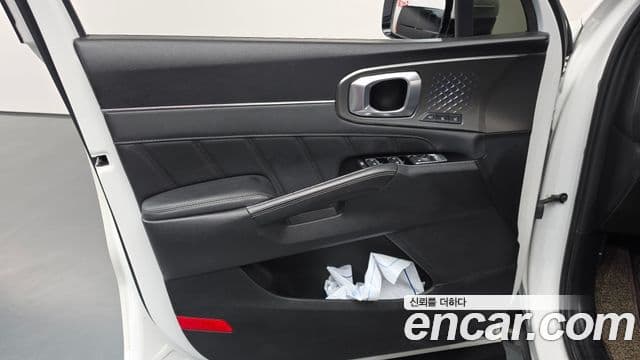 Kia Sorento 2021 — Photo 3/35