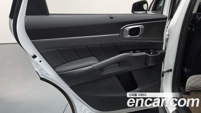 Kia Sorento 2021 — Photo 4/35