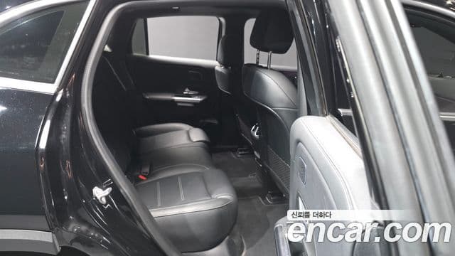 Mercedes-Benz EQA 2023 — ფოტო 16/20