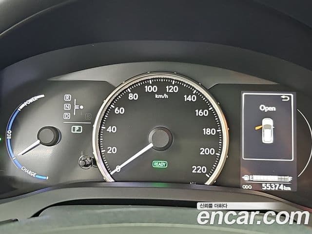 Lexus CT200h 2020 — ფოტო 5/20