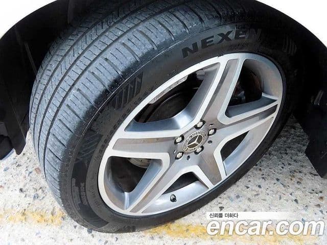 Mercedes-Benz GLE-Class 2018 — Photo 3/20