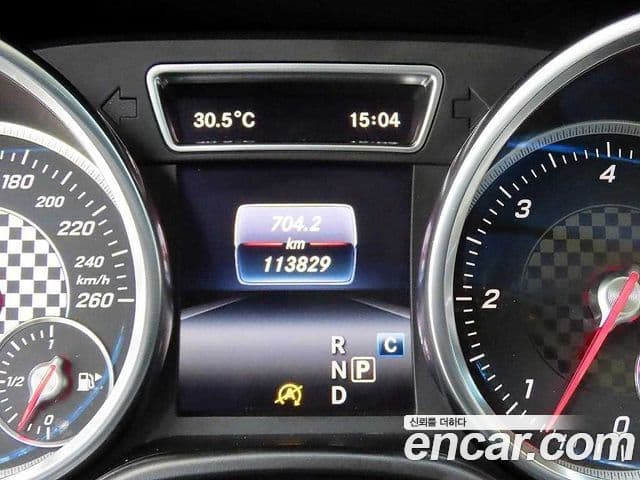 Mercedes-Benz GLE-Class 2018 — Photo 17/20