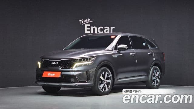 Kia Sorento 2023 — Фото 1/20